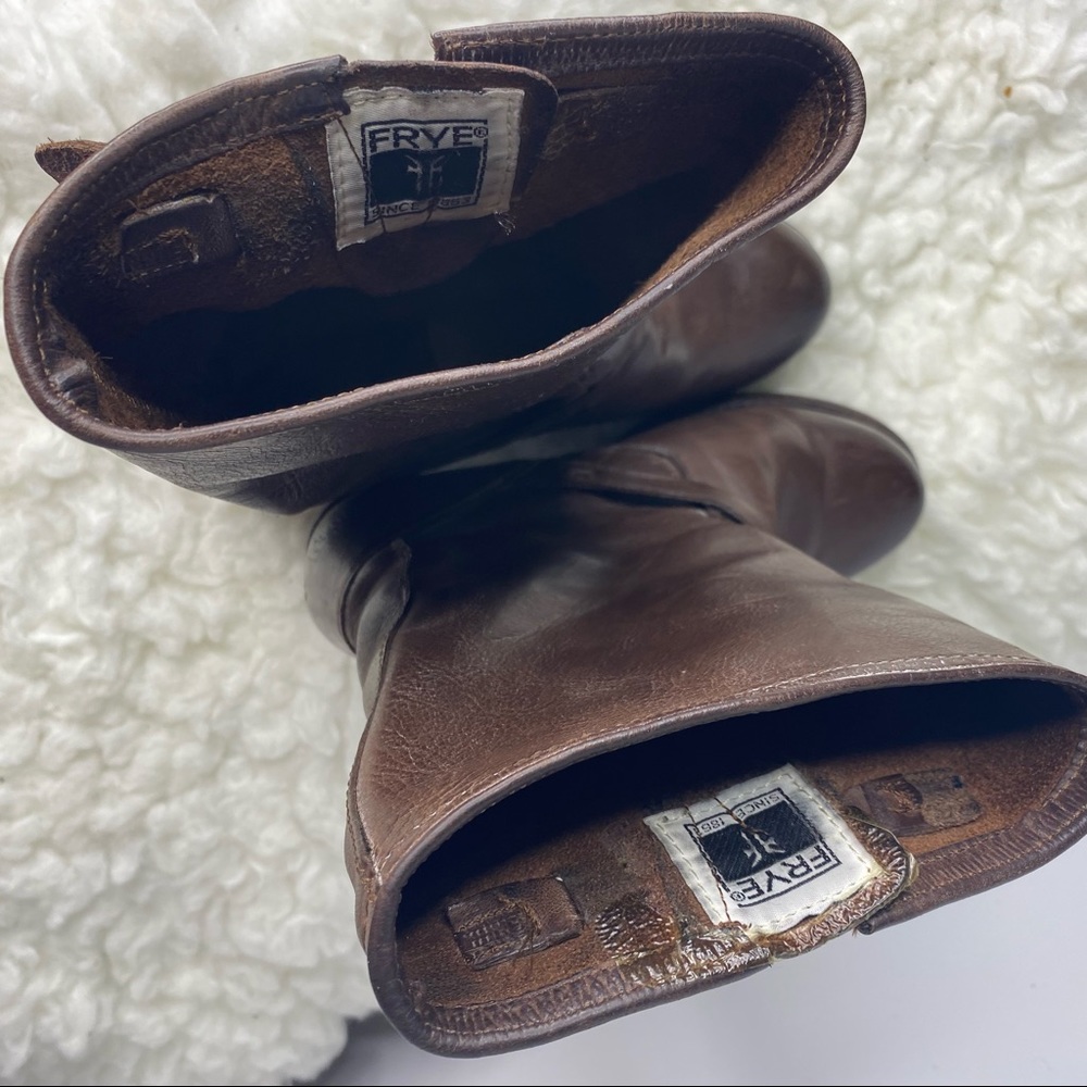 FRYE Vera Short Engineer Motocycle Harness Leather Brown Belted Boots  Size 7B - Picture 7 of 10